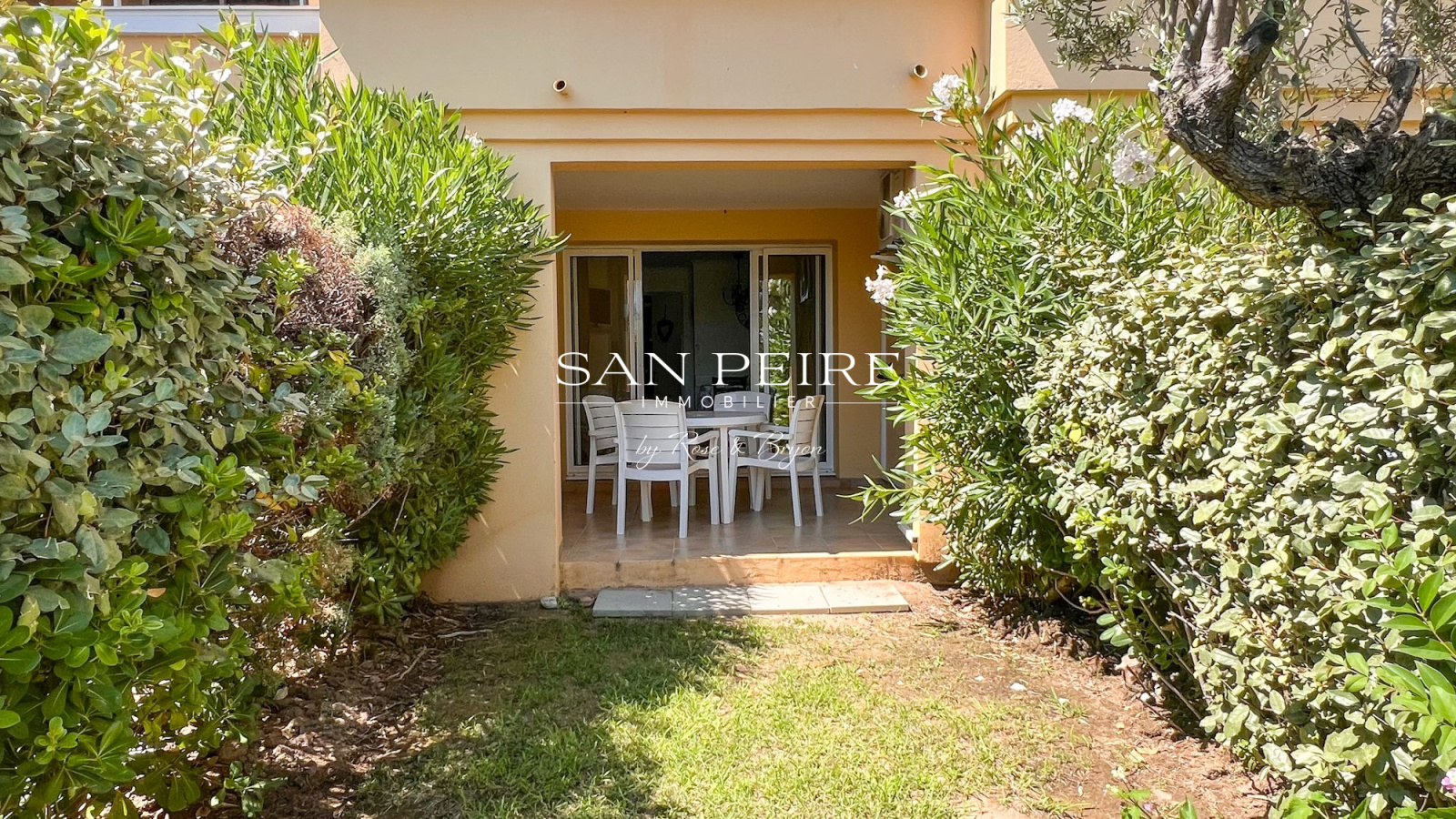 Image_2, Appartement, Les issambres, ref :26027-AD